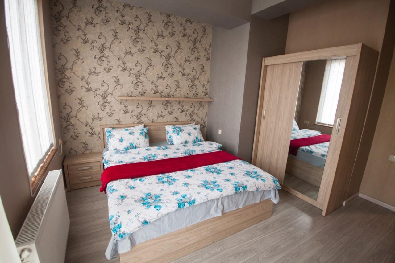 Lilika Apartments On Meskhishvili 트빌리시 외부 사진